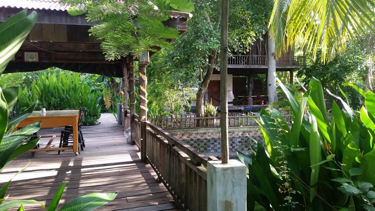 O'Hamok Family Homestay Battambang Esterno foto