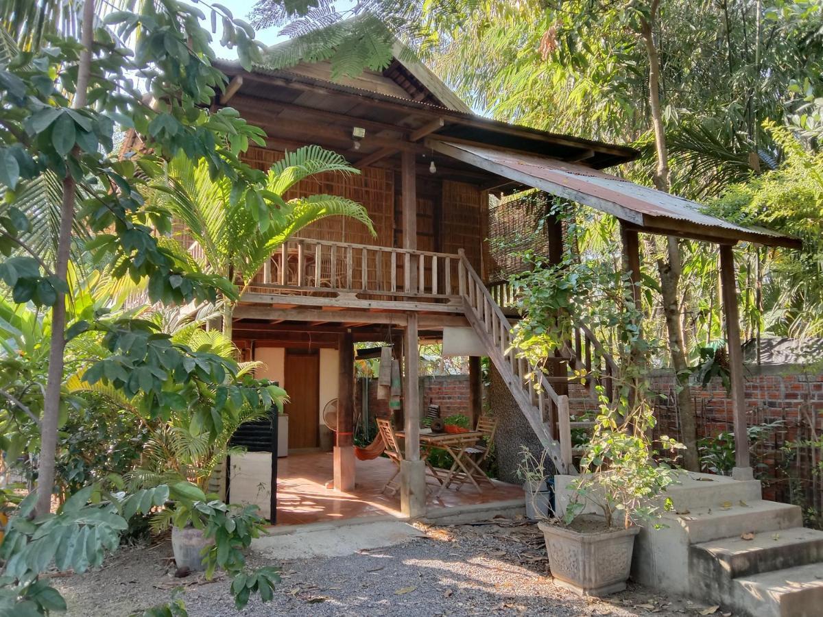 O'Hamok Family Homestay Battambang Esterno foto