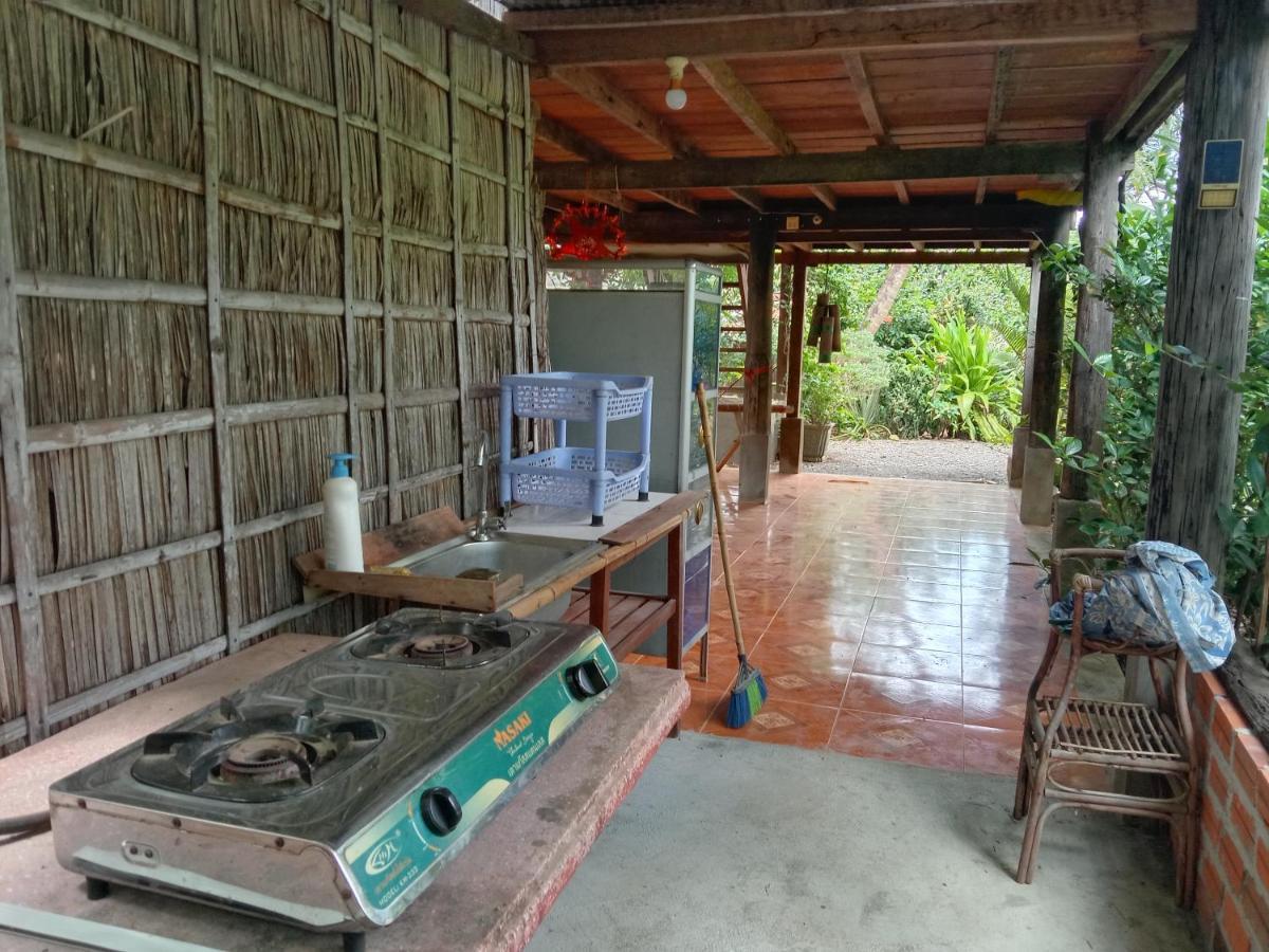 O'Hamok Family Homestay Battambang Esterno foto